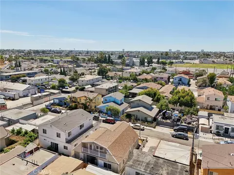 View/Area - 1211 E Leigh Ct, Long Beach, CA 90806 photo 8 of 9