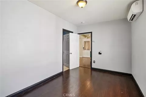 Bedroom - 1211 E Leigh Ct, Long Beach, CA 90806 photo 2 of 4