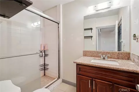 Bath - 1211 E Leigh Ct, Long Beach, CA 90806 photo 2 of 2