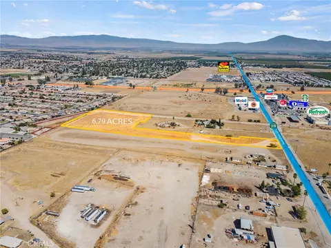 2310 Taft Hwy, Bakersfield, CA 93313