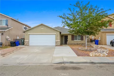 13637 Ashmont St, Victorville, CA 92392