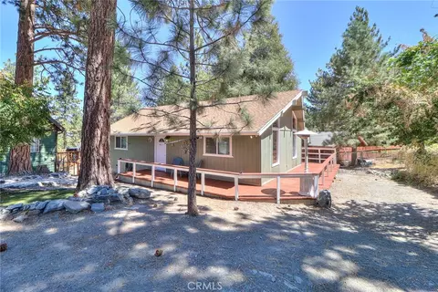 Exterior - 5291 Orchard Dr, Wrightwood, CA 92397 photo 4 of 17