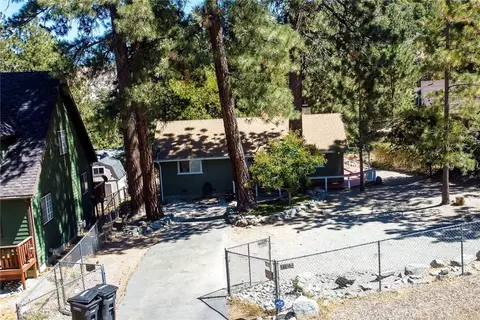 Exterior - 5291 Orchard Dr, Wrightwood, CA 92397 photo 15 of 17