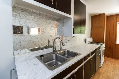Kitchen - 5291 Orchard Dr, Wrightwood, CA 92397 photo 5 of 5