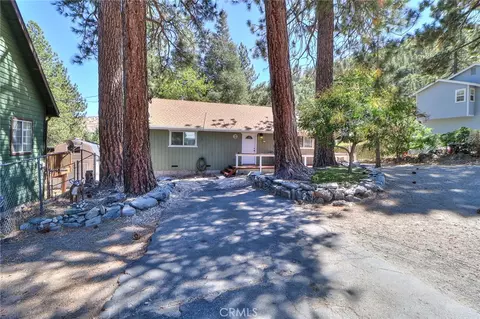Exterior - 5291 Orchard Dr, Wrightwood, CA 92397 photo 1 of 17