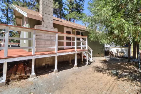 Exterior - 5291 Orchard Dr, Wrightwood, CA 92397 photo 6 of 17