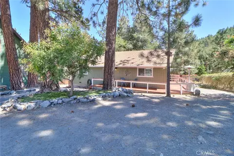 Exterior - 5291 Orchard Dr, Wrightwood, CA 92397 photo 3 of 17
