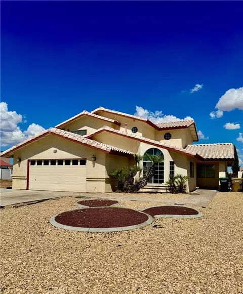 18286 Lakeview Dr, Victorville, CA 92395
