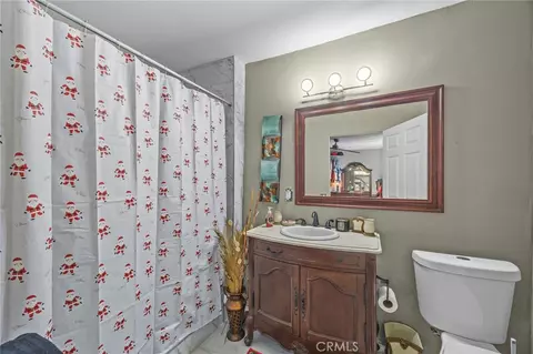 Bath - 13288 Choco Rd, Apple Valley, CA 92308 photo 3 of 3