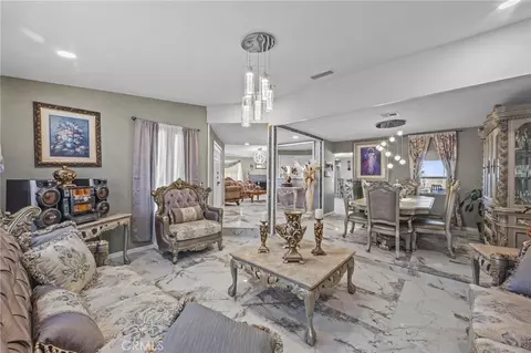 Living - 13288 Choco Rd, Apple Valley, CA 92308 photo 3 of 5
