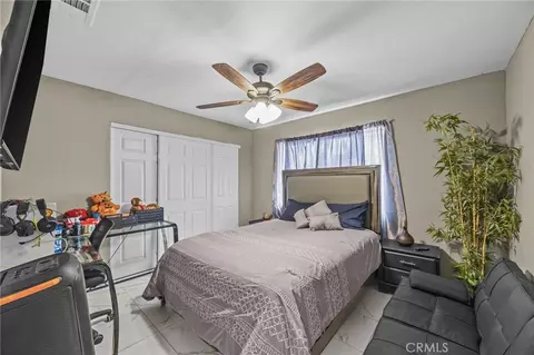 Bedroom - 13288 Choco Rd, Apple Valley, CA 92308 photo 1 of 5