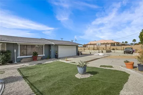 Exterior - 13288 Choco Rd, Apple Valley, CA 92308 photo 3 of 6