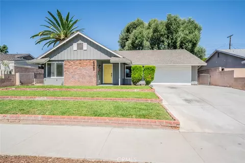 5945 Crystal Hill St, Riverside, CA 92504