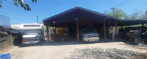 1684 W 28th, San Bernardino, CA 92407