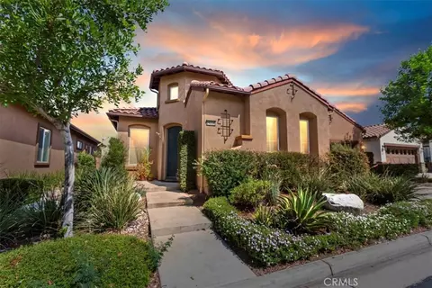 24238 Owl Ct, Corona, CA 92883
