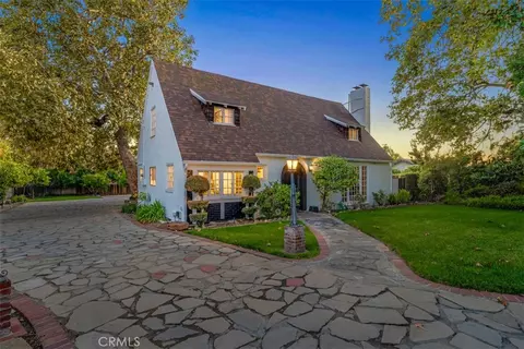 300 E Baseline Rd, Claremont, CA 91711