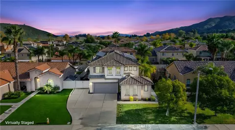 32838 Sandalwood Ln, Lake Elsinore, CA 92530