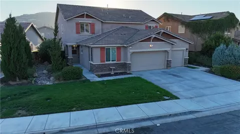 32459 Whispering Gln, Wildomar, CA 92595