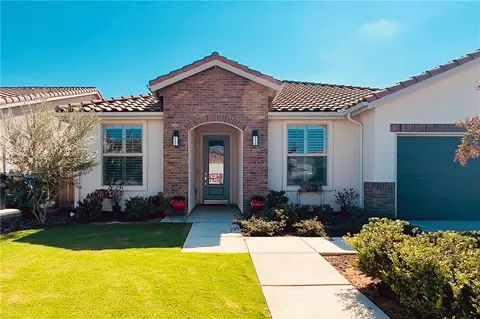 9329 Willow Terrace Dr, Shafter, CA 93263