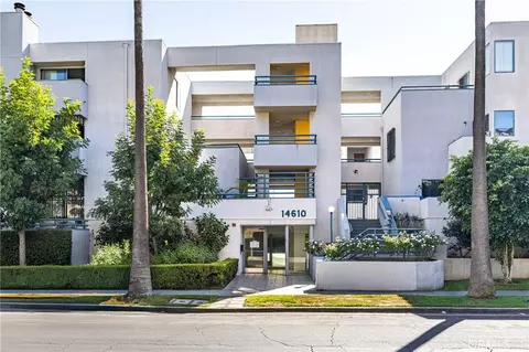 14610 Erwin St #212, Van Nuys, CA 91411