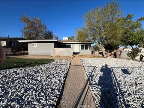 15015 Tatum Rd, Victorville, CA 92395