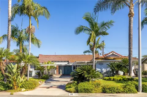910 S Donna Beth Ave, West Covina, CA 91791