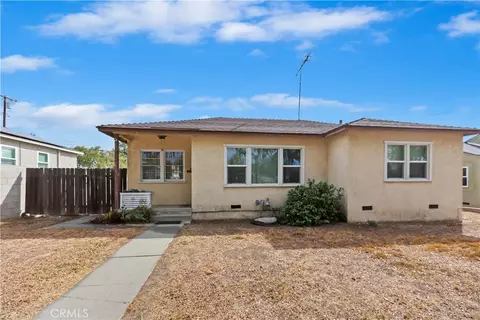 882 N 10th Ave, Upland, CA 91786