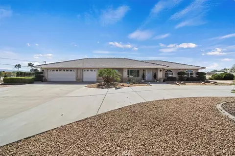15845 Mesquite St, Hesperia, CA 92345