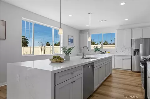 Kitchen - 5613 Levanto, Bakersfield, CA 93306 photo 2 of 6