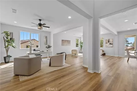 Entry Way - 5613 Levanto, Bakersfield, CA 93306 photo 2 of 12