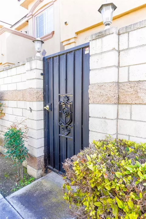 5867 Western Ave, Buena Park, CA 90621