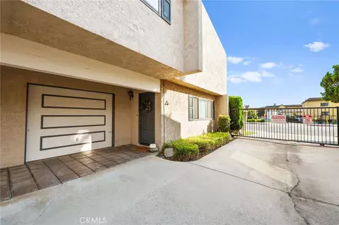 333 W Duarte Rd #A, Monrovia, CA 91016