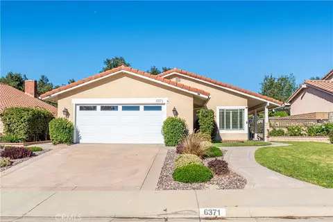 6371 Country Club Dr, La Verne, CA 91750