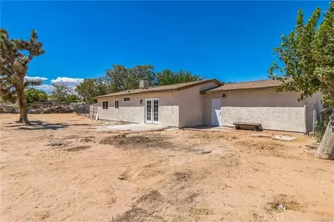 Exterior - 18747 Albany Ct, Hesperia, CA 92345 photo 2 of 2