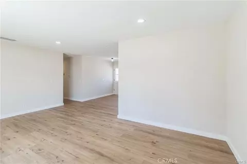 Living - 18747 Albany Ct, Hesperia, CA 92345 photo 2 of 3