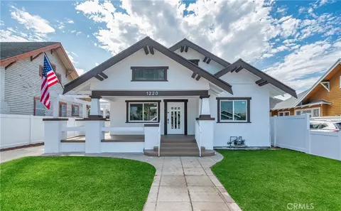 1220 W 46th St, Los Angeles, CA 90037