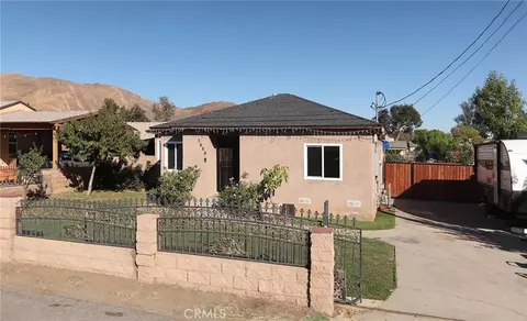 3880 Fox Tail, Jurupa Valley, CA 92509