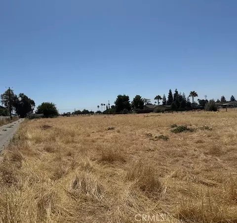 3207 N Valentine, Fresno, CA 93722