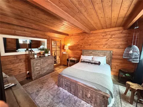 Bedroom - 29166 Lyon Dr, Cedar Glen, CA 92321 photo 1 of 4