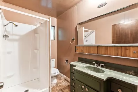 Bath - 14109 Meadow, Lytle Creek, CA 92358 photo 1 of 1
