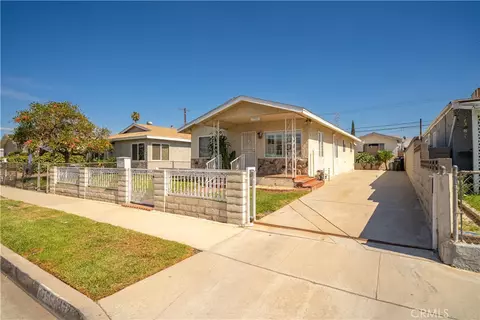 4758 Oak St, Pico Rivera, CA 90660
