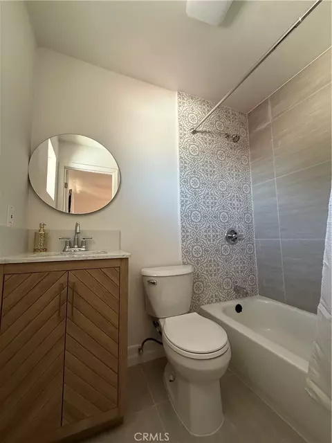 Bath - 9925 Redwood, Hesperia, CA 92345 photo 3 of 3
