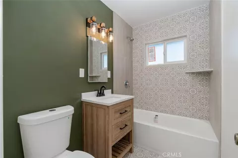 Bath - 9925 Redwood, Hesperia, CA 92345 photo 1 of 3