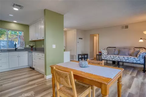 303 Cherry Hills Ln, Azusa, CA 91702