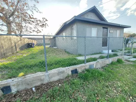 Exterior - 16705 C St, Victorville, CA 92395 photo 2 of 3