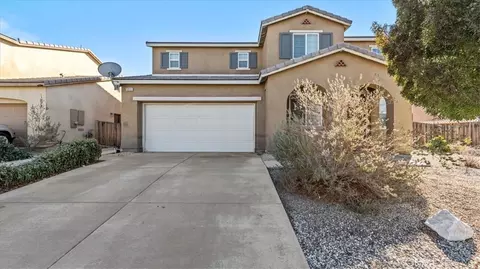 13551 Western Meadows Ln, Victorville, CA 92394