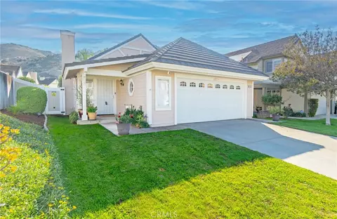 16263 Valleyvale Dr, Fontana, CA 92337
