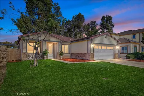 17074 Elaine Ct, Fontana, CA 92336