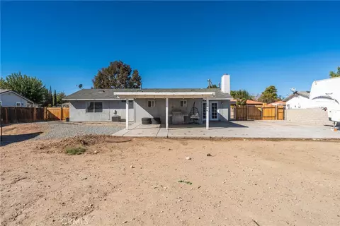 Exterior - 10643 Arroyo, Hesperia, CA 92345 photo 3 of 5