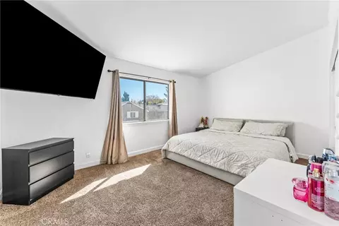 Bedroom - 10643 Arroyo, Hesperia, CA 92345 photo 7 of 7